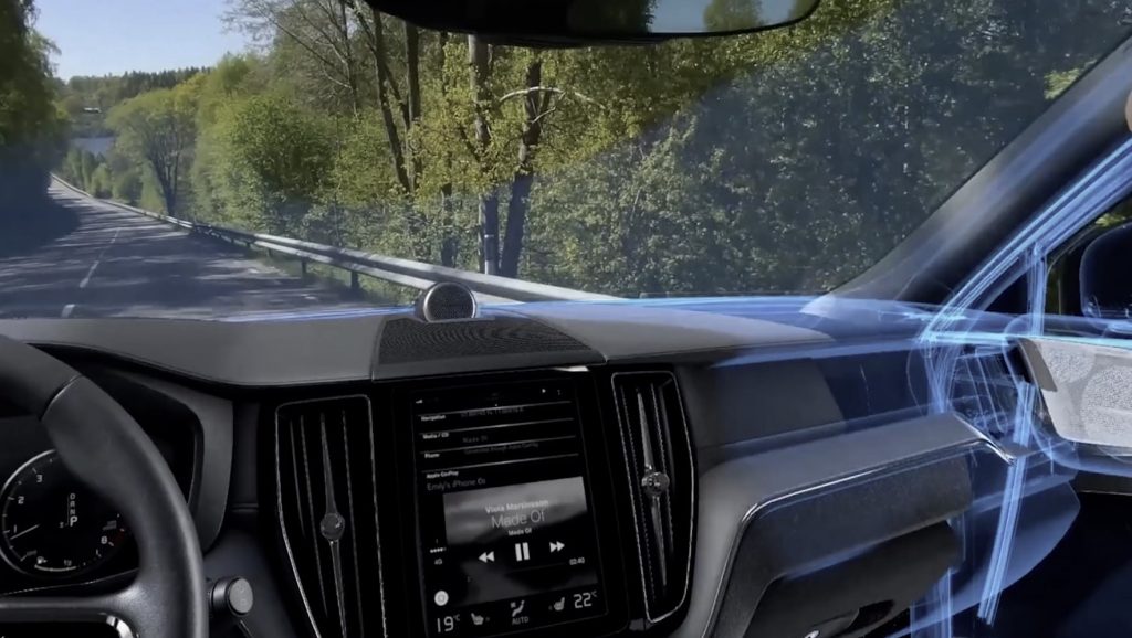 Volvo and partnered with Varjo. 